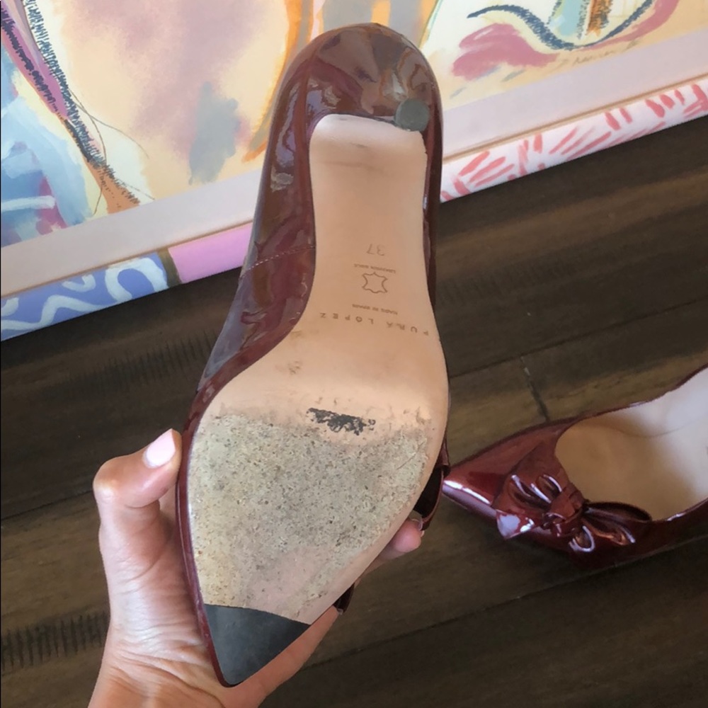 Heels - Picture 2 of 2